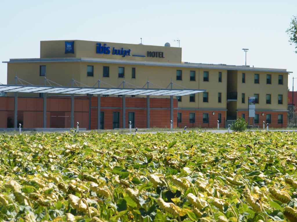Ibis Budget Castelnaudary - A61 Eksteriør bilde