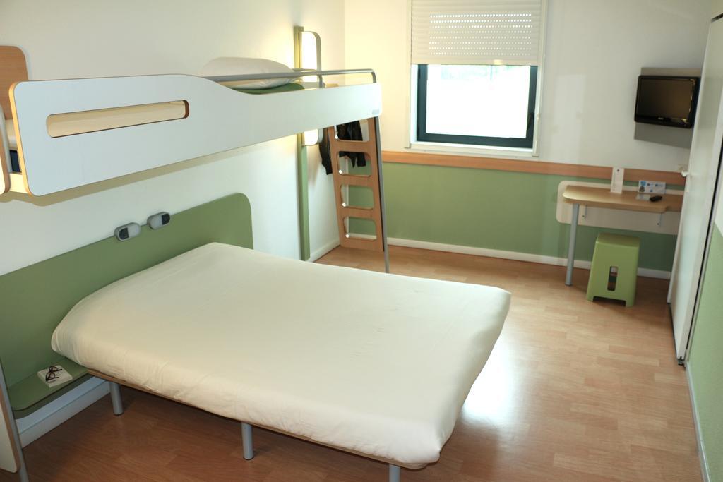 Ibis Budget Castelnaudary - A61 Rom bilde